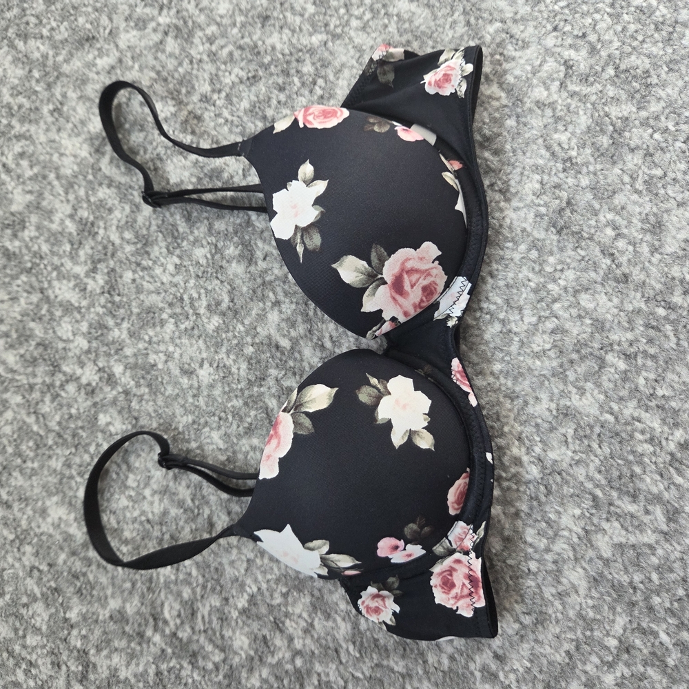 Two PINK Victoria's Secret Lace Trim Bras